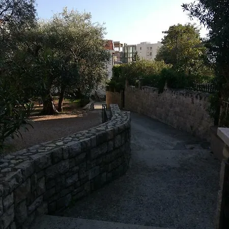 Elena Lägenhet Podgorica